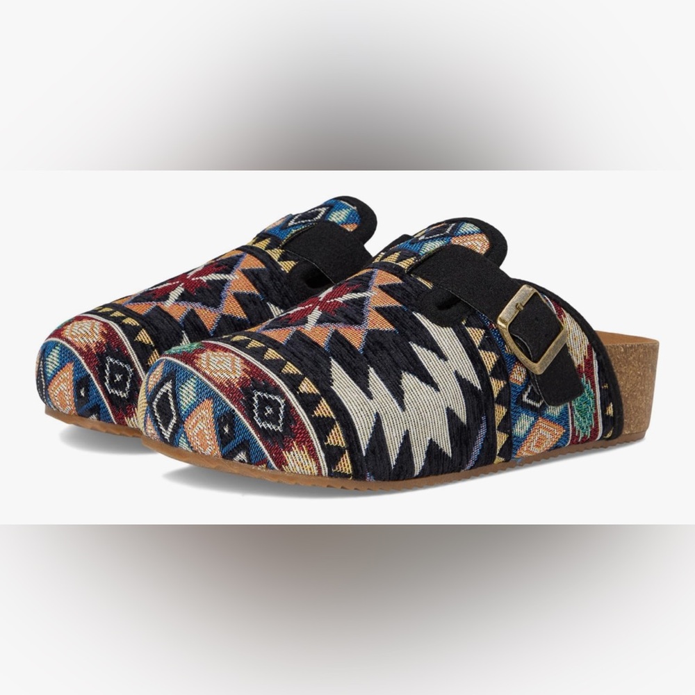 Dirty Laundry Mystify Platform Boho Southwestern Pattern Multicolor Aztec Clogs